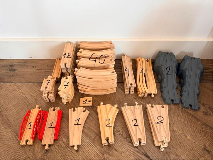 Houten Treinbaan met Veel Accessoires, Kinderen en Baby's, Speelgoed | Overig, Gebruikt, Jongen of Meisje, Ophalen of Verzenden