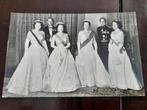 Galadiner ter Ere van Engelse Koningspaar, Verzamelen, Koninklijk Huis en Royalty, Ophalen of Verzenden, Zo goed als nieuw, Nederland