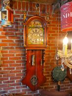 Antieke Friese staartklok in “Groninger kast”, Antiek en Kunst, Ophalen of Verzenden