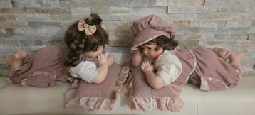 Antieke Porseleinen Poppen Set beschikbaar voor biedingen