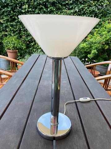 Vintage Tafellamp "Casablanca". beschikbaar voor biedingen