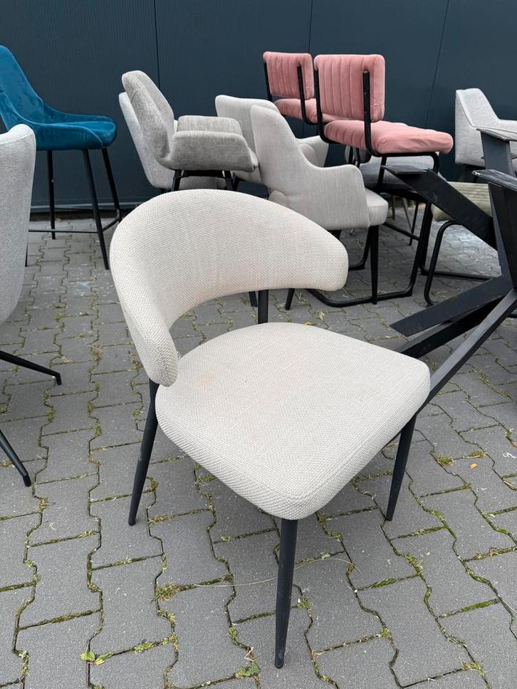 1 x beige eetkamerstoel beige, Huis en Inrichting, Stoelen, Zo goed als nieuw, Vijf, Zes of meer stoelen, Grijs, Ophalen