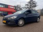 Opel Astra 1.6 Cdti | Navi | NL Auto, Auto's, Voorwielaandrijving, Stof, 4 cilinders, Blauw
