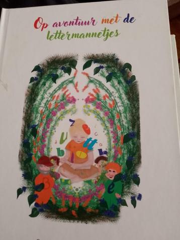 Boek op avontuur met de letter mannetjes prins beschikbaar voor biedingen