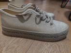 Laura Biagiotti sneakers schoenen maat 41, Kleding | Dames, Schoenen, Ophalen of Verzenden, Zo goed als nieuw, Sneakers of Gympen