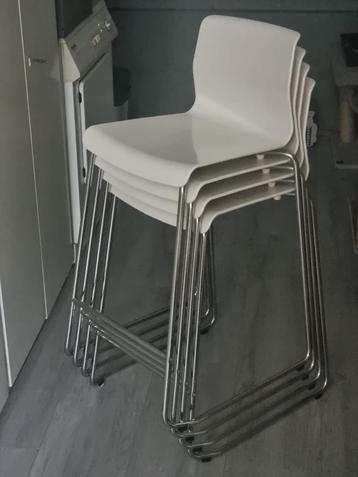 IKEA stoelen volledige set!! beschikbaar voor biedingen
