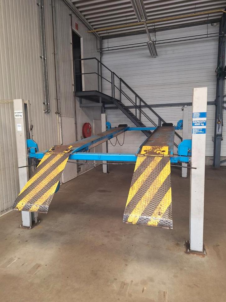 Diverse Hefbruggen Autec - Doe een Bod!, Zakelijke goederen, Machines en Bouw | Industrie en Techniek, Ophalen