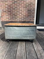 Industriële kist/ salontafeltje op wieltjes, Ophalen, Gebruikt, Minder dan 50 cm, Metaal