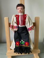 Grote klederdracht pop man. Oostblok klederdrachtpop, Verzamelen, Poppen, Ophalen, Zo goed als nieuw, Pop