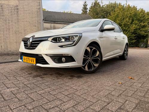 Renault Mégane 1.2 TCE 97KW 132PK HB EDC 2017 Wit, Auto's, Renault, Particulier, Mégane, ABS, Achteruitrijcamera, Airbags, Airconditioning