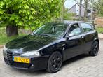 Alfa Romeo 147 1.6 T.Spark Veloce Distinctive | Nieuwe APK |, Voorwielaandrijving, 1195 kg, Gebruikt, 4 cilinders