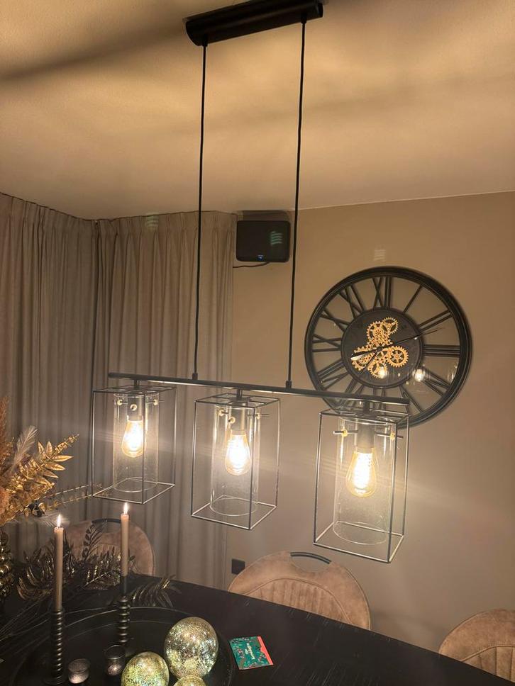 Moderne Eettafellamp met 3 Lichtpunten, Huis en Inrichting, Lampen | Hanglampen, Zo goed als nieuw, 50 tot 75 cm, Glas, Ophalen