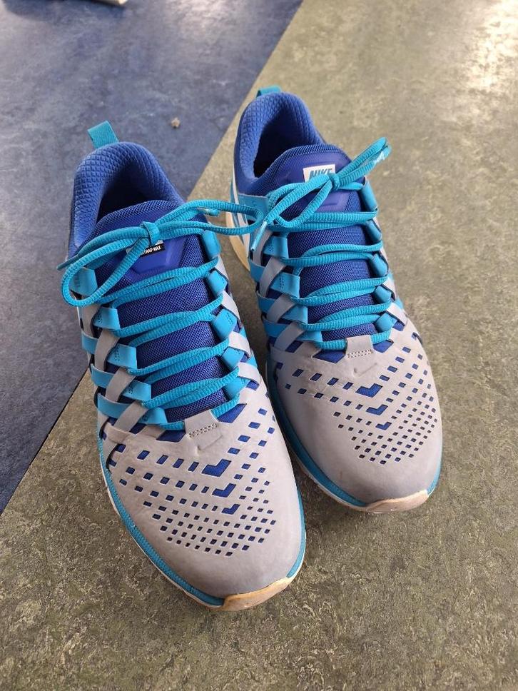 NIKE SPORTSCHOENEN z.g.a.n. - maat 46 - WD014, Kleding | Heren, Schoenen, Zo goed als nieuw, Sportschoenen, Blauw, Ophalen of Verzenden