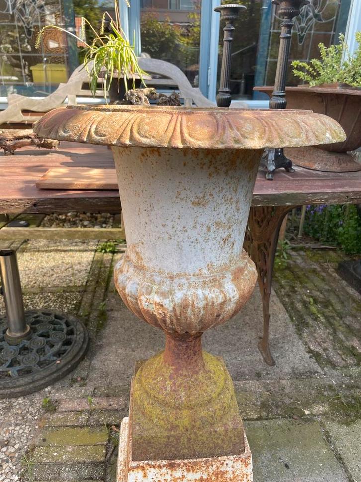 Gietijzeren tuinvaas bloempot oudekleur, Tuin en Terras, Tuinvazen, Zo goed als nieuw, Ophalen