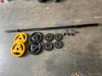 Halter stang met schijven gewichten, Sport en Fitness, Gebruikt, Met, Halterstang, Halterset