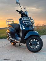 Vespa primavera 80cc, Fietsen en Brommers, Ophalen, Overige modellen, Maximaal 45 km/u, Zo goed als nieuw