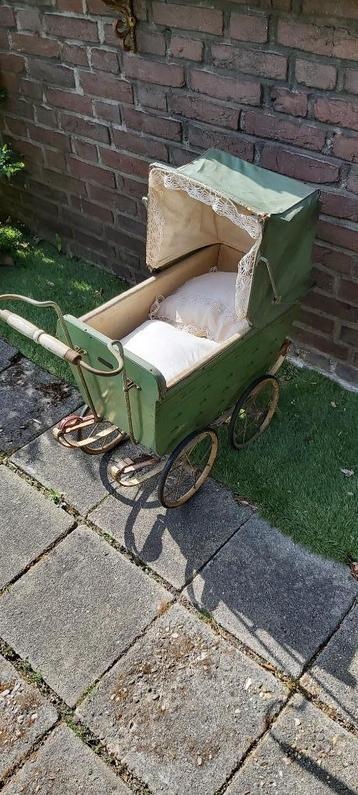 Poppenwagen antiek  ca 1920