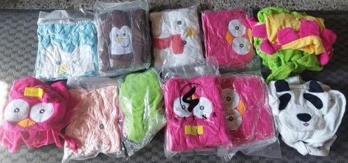 Partij 15x baby kinderbadjassen dieren aap kip badjas baby, Kinderen en Baby's, Babykleding | Baby-kledingpakketten, Nieuw, Overige maten