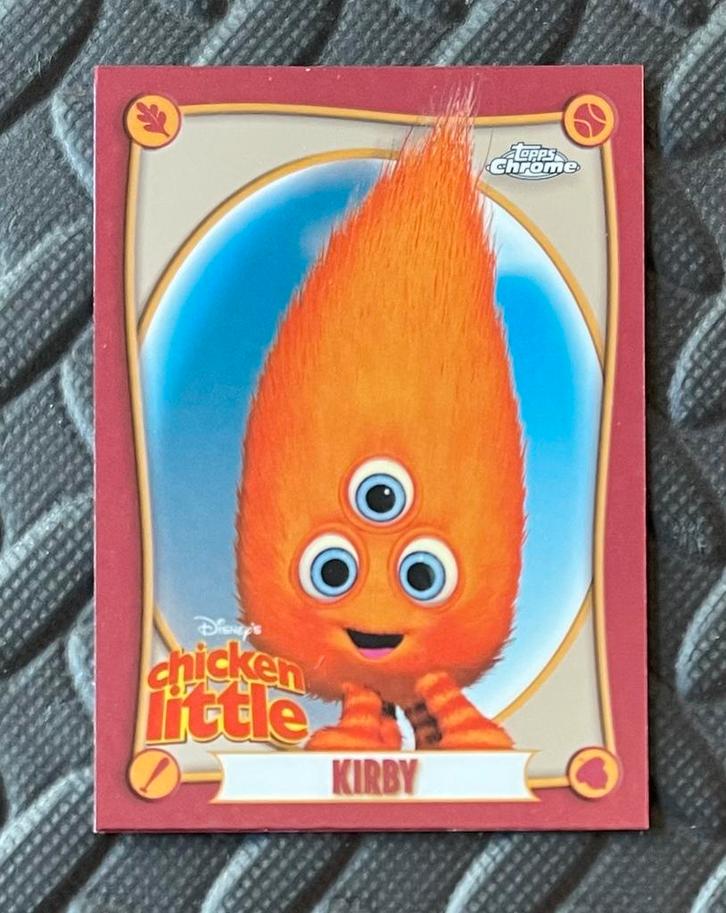 Topps Disney Chrome 2025 | Kirby #CL-5 | Chicken Little, Verzamelen, Disney, Nieuw, Plaatje of Poster, Overige figuren, Ophalen of Verzenden