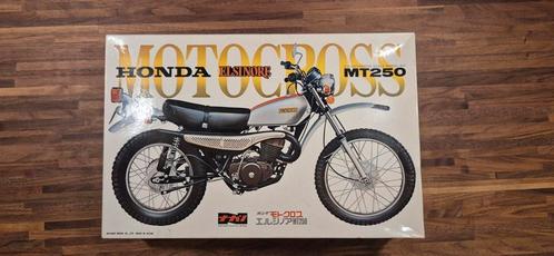 Yamaha en Honda enduro off road motoren zie foto's, Hobby en Vrije tijd, Modelbouw | Auto's en Voertuigen, Zo goed als nieuw, Overige typen