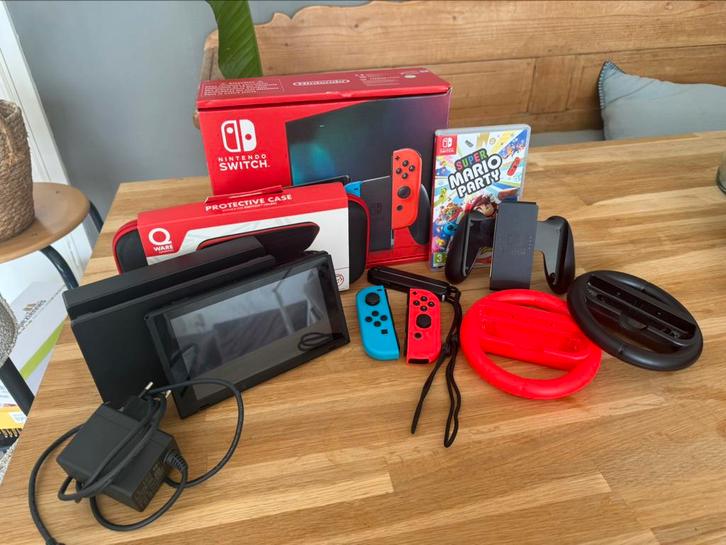 Switch, Spelcomputers en Games, Spelcomputers | Nintendo Switch, Zo goed als nieuw, Switch Original, Met 1 controller, Met games