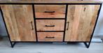 Design dressoir, echt Mangohout, Huis en Inrichting, Kasten | Dressoirs, Ophalen, 150 tot 200 cm, Zo goed als nieuw, Metaal