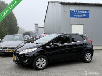 Ford Fiesta 1.6 TDCi ECOnetic Trend Weinig Kilometers Netjes beschikbaar voor biedingen