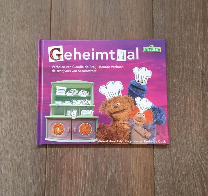 NIEUW: Sesamstraat: geheimtaal; vrolijke plaatjes harde kaft, Boeken, Kinderboeken | Kleuters, Nieuw, Fictie algemeen, Jongen of Meisje