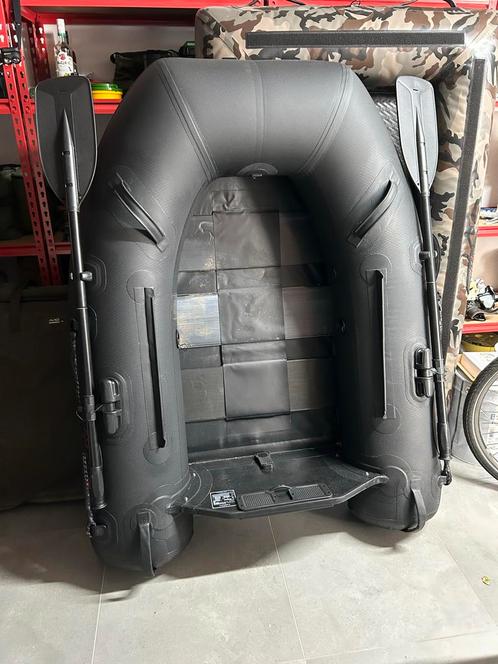 Rubberboot Raptor 1.60 XLT met motor 40 LBS en lood accu, Watersport en Boten, Hengelsport | Karpervissen, Zo goed als nieuw, Overige typen