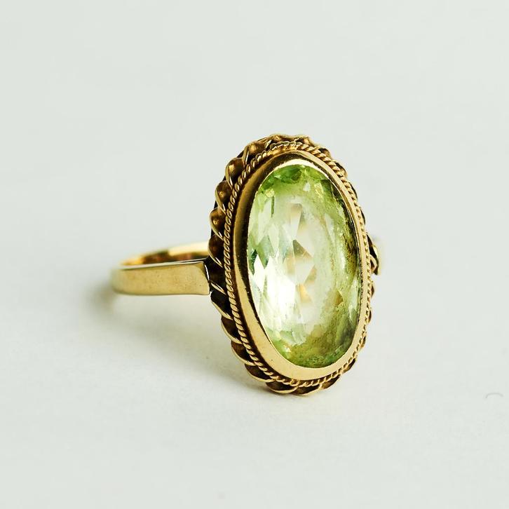 Vintage gouden ring met spinel 14 karaat cocktailring goud, Sieraden, Tassen en Uiterlijk, Ringen, Zo goed als nieuw, Dame, Kleiner dan 17