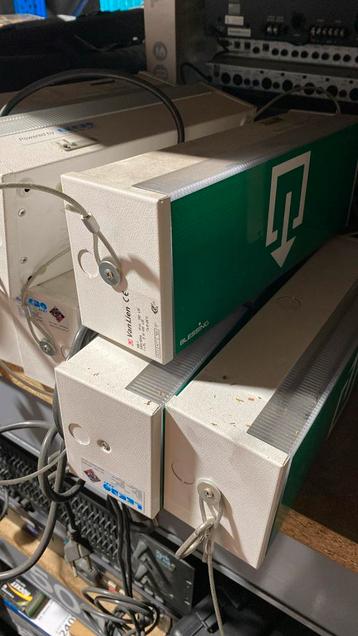 Noodverlichting V Lien Tent 8 stukx werken prima beschikbaar voor biedingen