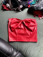 Rood leren topje met strik, Verzenden, Zo goed als nieuw, Zonder mouw, Maat 34 (XS) of kleiner