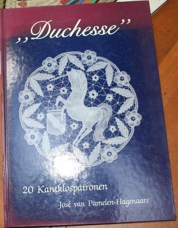 Duchesse – 20 kantklospatronen (Jose van Pamelen-Hagenaars) beschikbaar voor biedingen