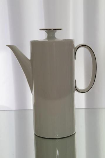Koffie-/theepot van Thomas Medaillon (zilverkleurige bies) beschikbaar voor biedingen