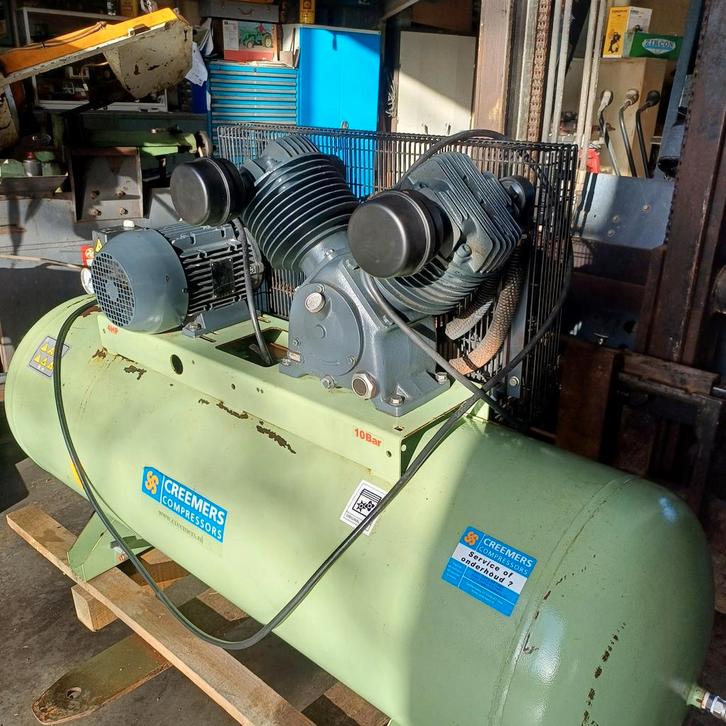 Creemers CSG550/300 Compressor, Doe-het-zelf en Verbouw, Compressors, Gebruikt, 10 bar of meer, 100 liter of meer, 400 tot 800 liter/min