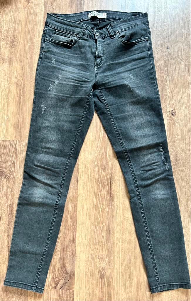 Grijze stoere stretch jeans Miss Miss maat L, Kleding | Dames, Spijkerbroeken en Jeans, Gedragen, W30 - W32 (confectie 38/40)