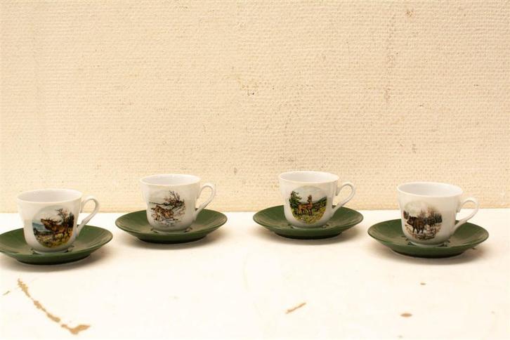 8 delig Bavaria Creidlitz porseleinen kop en schotel 38891, Huis en Inrichting, Keuken | Servies, Gebruikt, Kop(pen) en/of Schotel(s)