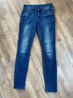 Zo goed als nieuwe G star Raw spijkerbroek € 12,00, Blauw, Ophalen of Verzenden, W27 (confectie 34) of kleiner, G-STAR RAW