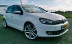 VW Golf *Highline*nieuw apk *automaat *nap *trekhaak *airco, 4 cilinders, Origineel Nederlands, 650 kg, 1216 kg