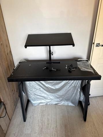 DJ booth demontabel zwart beschikbaar voor biedingen