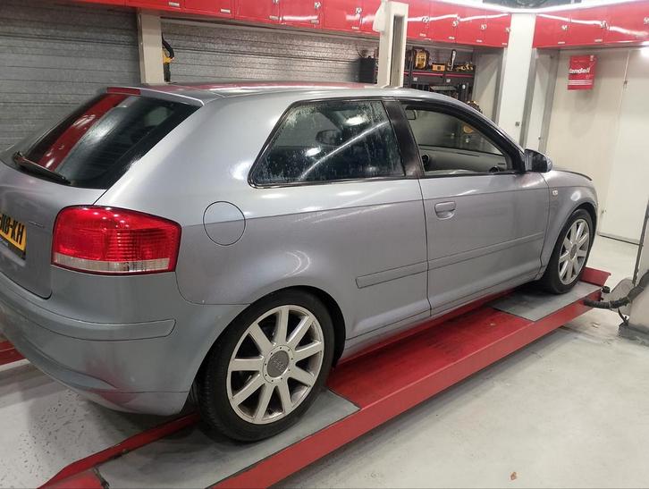 Audi A3 2.0 TFSI 200-300pk trackday car 2003 Grijs, Auto's, Audi, Particulier, A3, Benzine, C, Hatchback, Handgeschakeld, Origineel Nederlands