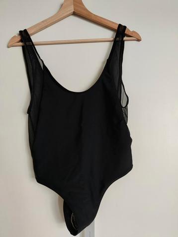 NIEUW: Prachtige badpak van het merk Mary Grace swim maat M. beschikbaar voor biedingen