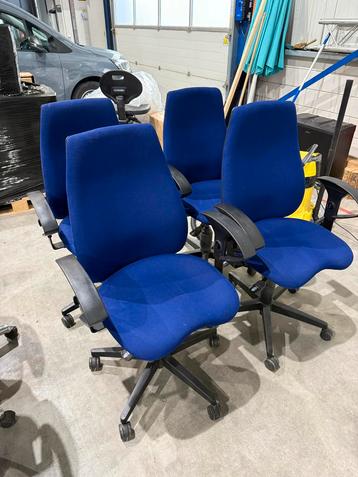 Blauwe Bureaustoel - Comfortabel en Ergonomisch beschikbaar voor biedingen