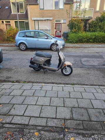 Te koop Kymco New Sento 50i beschikbaar voor biedingen