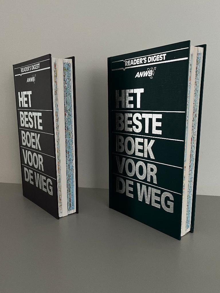 ANWB BOEKEN - WEGEN ATLASSEN , 2 stuks., Boeken, Ophalen of Verzenden, Zo goed als nieuw
