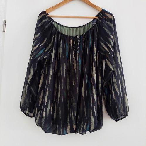 Mooie ballontop / blouse / shirt 1 maat t/m maat 42 / 44/, Kleding | Dames, Tops, Zo goed als nieuw, Maat 42/44 (L), Groen, Korte mouw