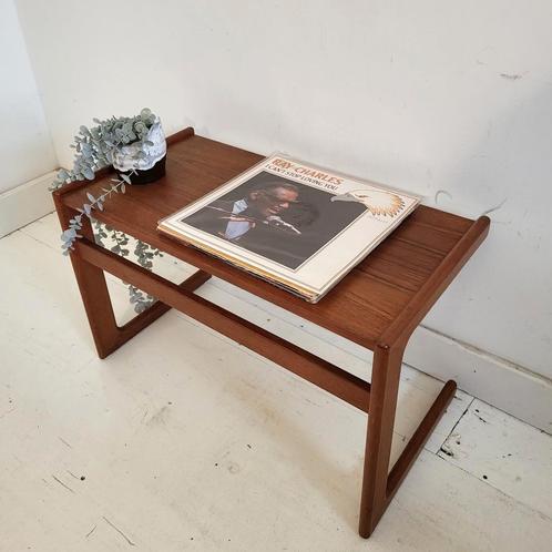 Vintage Deense salontafel, Huis en Inrichting, Tafels | Salontafels, Zo goed als nieuw, Minder dan 50 cm, 50 tot 100 cm, 50 tot 100 cm