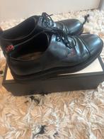 Hugo boss  schoenen  bijna nieuw 42, Kleding | Heren, Schoenen, Ophalen of Verzenden, Zo goed als nieuw