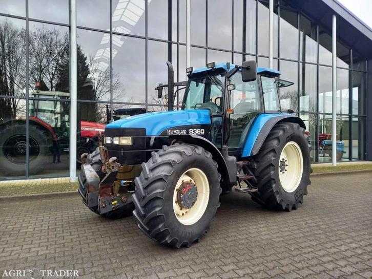 New Holland 8360 met Luchtremmen !, Zakelijke goederen, Agrarisch | Tractoren, New Holland, 120 tot 160 Pk, Gebruikt, Ophalen of Verzenden