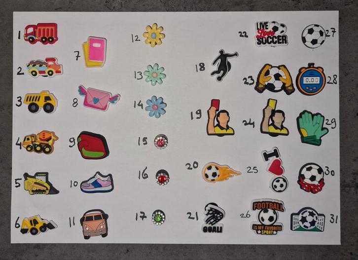 Crocs Jibbitz Charms studs - Nieuw!, Kleding | Dames, Schoenen, Nieuw, Instappers, Zwart, Ophalen of Verzenden